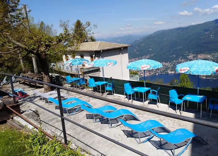 Capanna C.a.o. Otel *