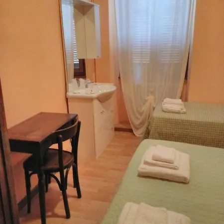 Hotel Capanna C.a.o. *